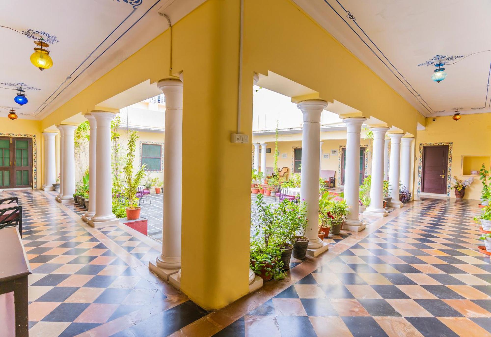 Kalyan Villa Homestay Udaipur Exteriör bild
