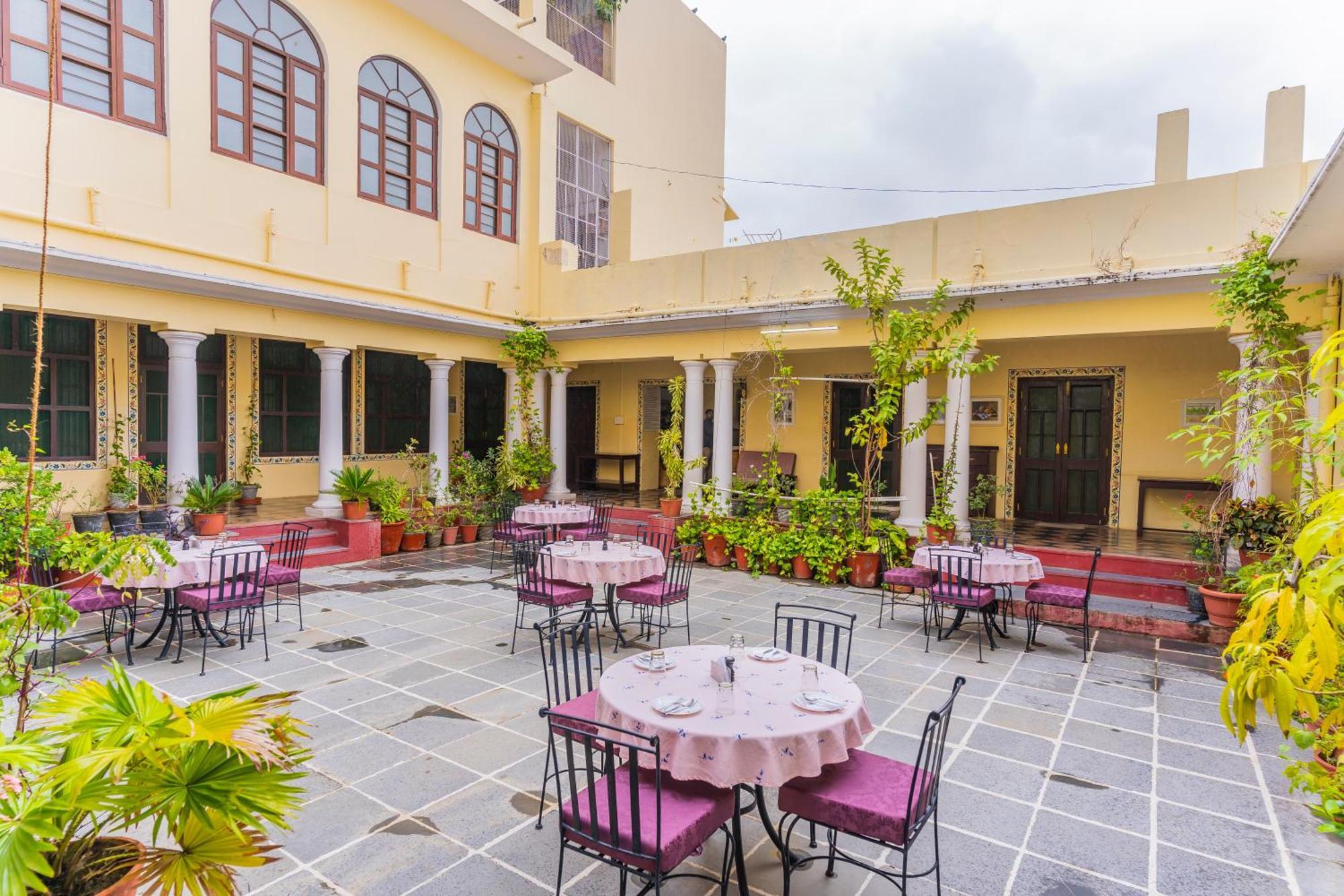 Kalyan Villa Homestay Udaipur Exteriör bild