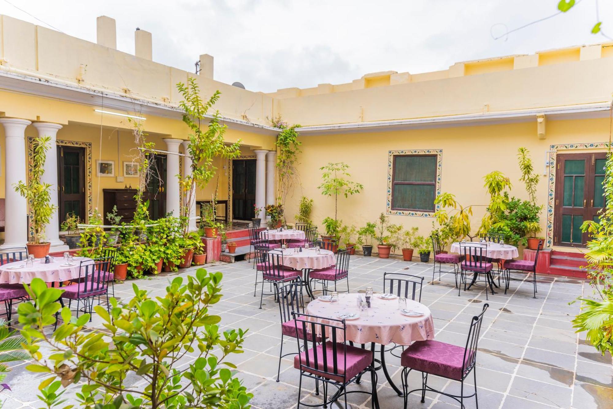 Kalyan Villa Homestay Udaipur Exteriör bild